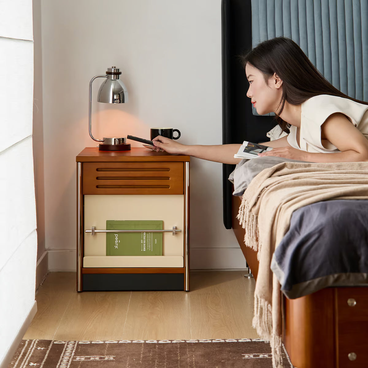 Solid Wood Nightstand with Drawer, Mid Century Bedside Table with Flip Down Door